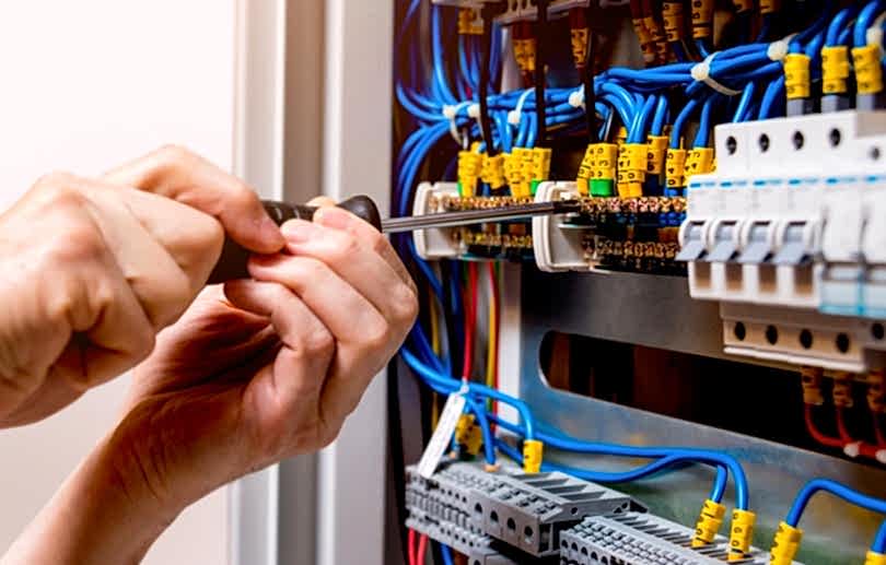 Elektrik Panosu Değişimi ve Yükseltme